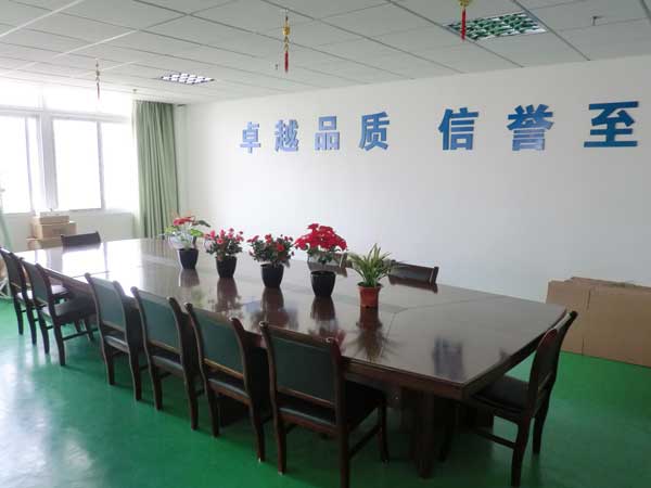 生產(chǎn)車間，研發(fā)人員開會(huì)廳